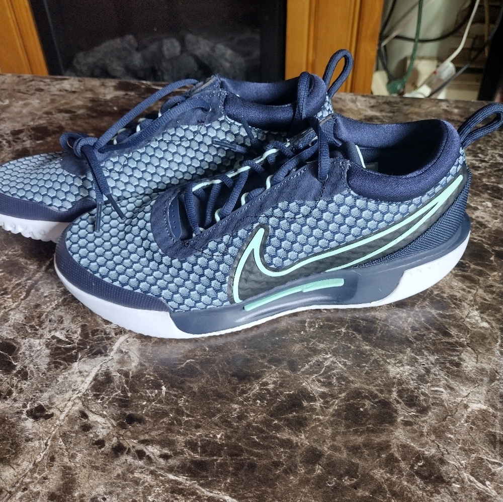 Nike Air Zoom Court Pro Obsidian Mint Mens Size 8